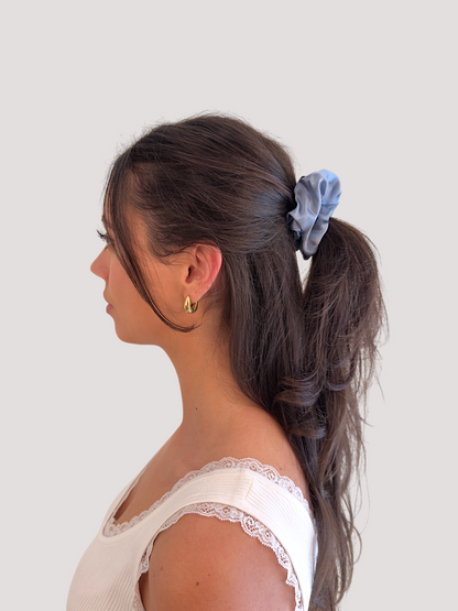 Haze Seiden Scrunchie bestickt - strong mama.