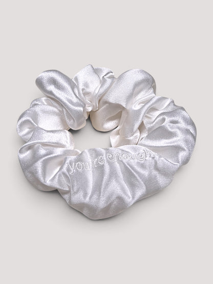 Pure Seiden Scrunchie bestickt - you're enough.